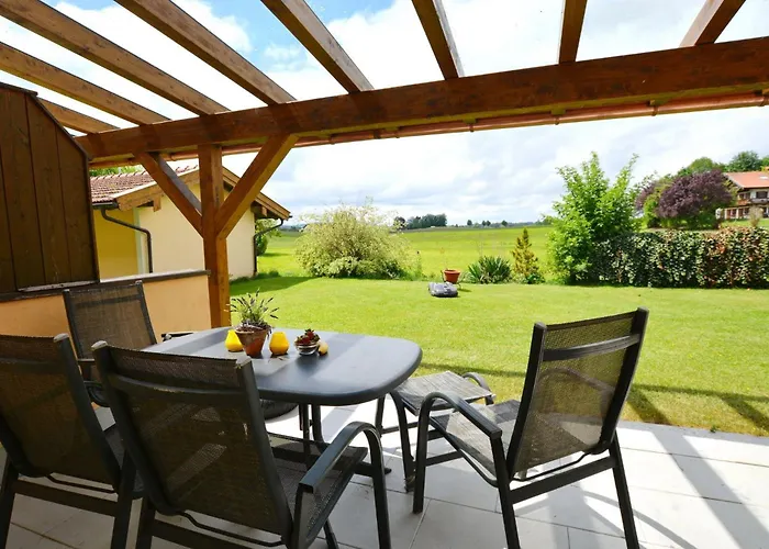 Meisterhof - Chiemsee Apartamento *